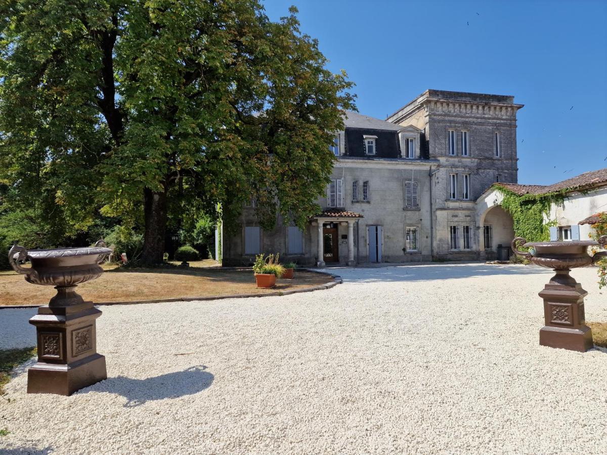 Chateau De Champblanc Cherves-de-Cognac Exterior photo